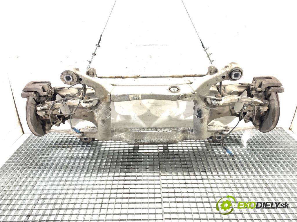 BMW E64 kabriolet 2005 190 kW 630 i 2996 výztuha zadní část 