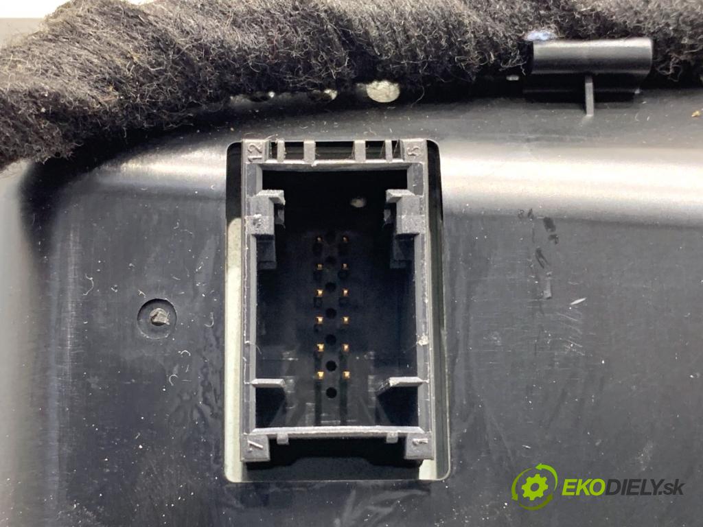 BMW E64 kabriolet 2005 190 kW 630 i 2996 Dislpej 6957343 (Prístrojová doska)