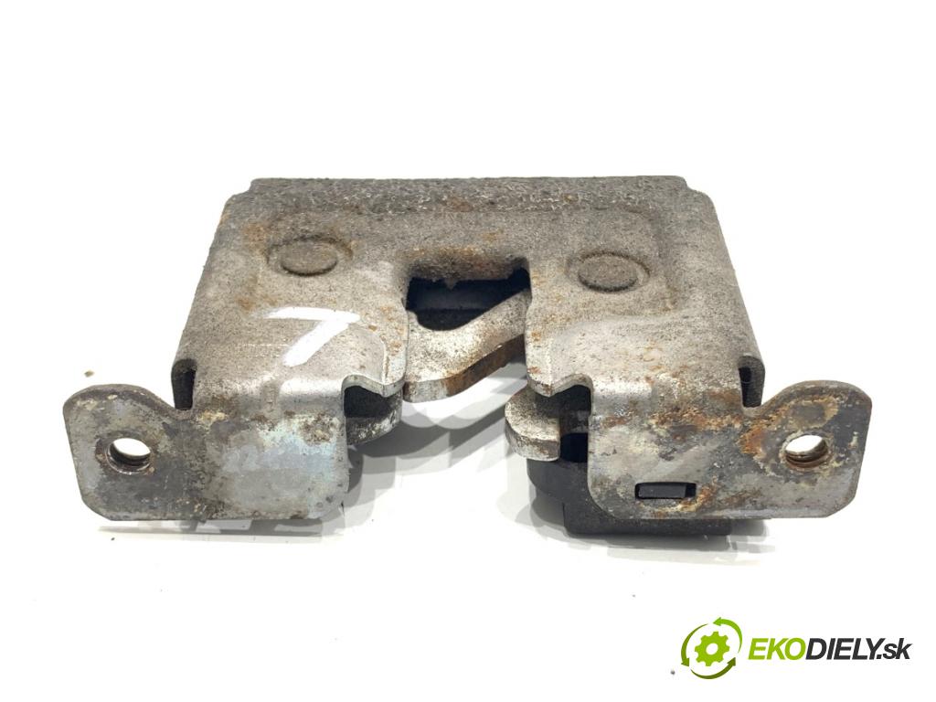 BMW E64 kabriolet 2005 190 kW 630 i 2996 zámok kapoty levý 7115228