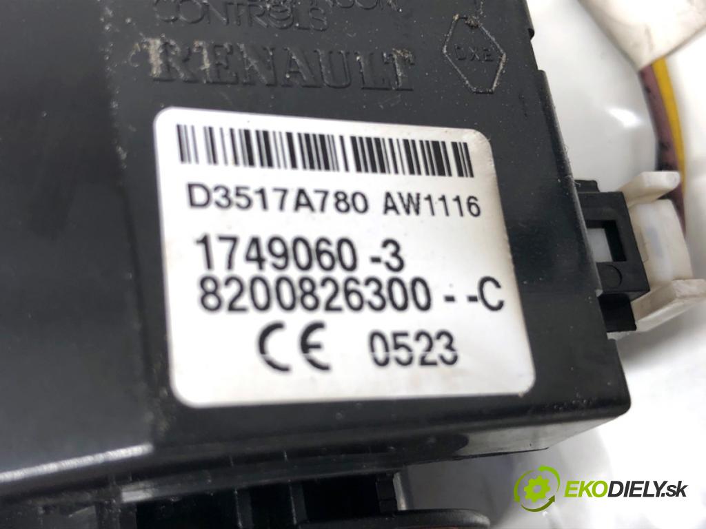 DACIA DUSTER SUV 2013 66 kW 1.5 dCi (HSAJ) 1461 spinačka 8200826300C (Spínacia skrinka)