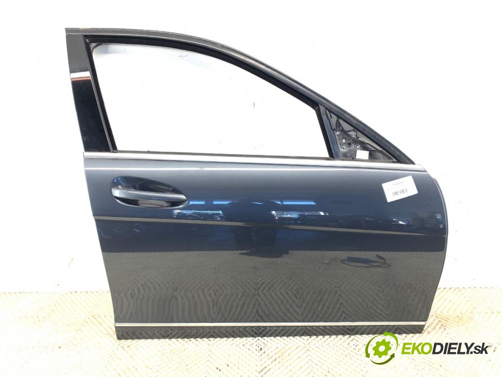 MERCEDES-BENZ W204 sedan 2007 170 kW C 280 (204.054) 2996 Dvere pravy predný 