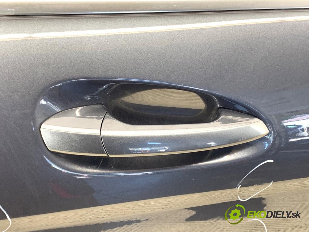 MERCEDES-BENZ W204 sedan 2007 170 kW C 280 (204.054) 2996 Dvere pravy predný