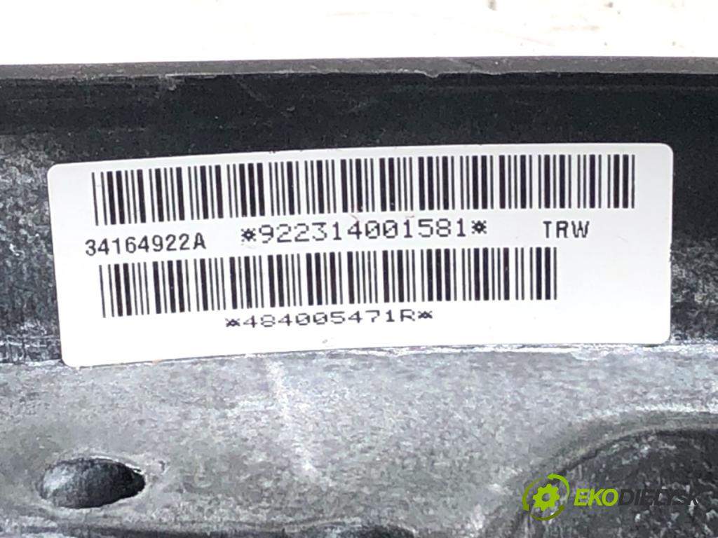 DACIA DUSTER SUV 2013 66 kW 1.5 dCi (HSAJ) 1461 Volant 484005471R (Volant)