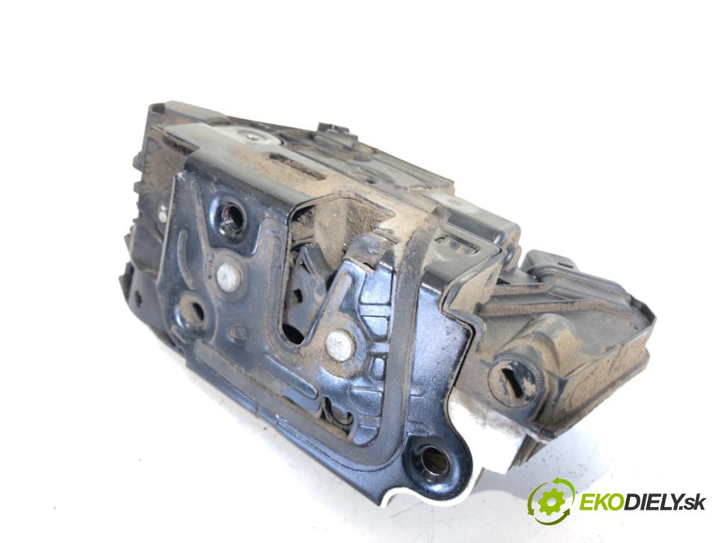 SKODA CITIGO liftback 2013 44 kW 1.0 999 zámok dveře pravý přední část 1S1837016B