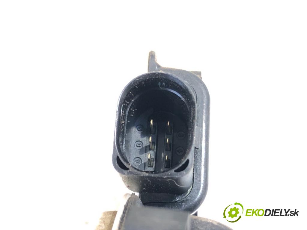 SKODA CITIGO liftback 2013 44 kW 1.0 999 zámok dveře pravý přední část 1S1837016B