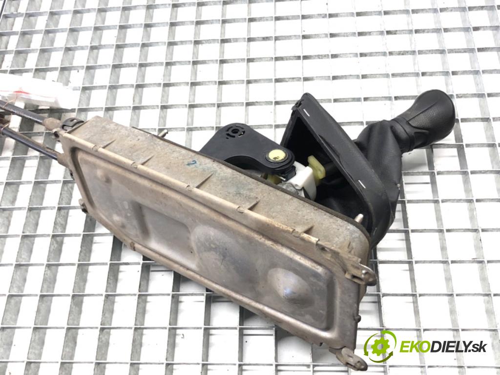 SKODA CITIGO liftback 2013 44 kW 1.0 999 Kulisa 1S0711049B (Rýchlostná páka (kulisa))