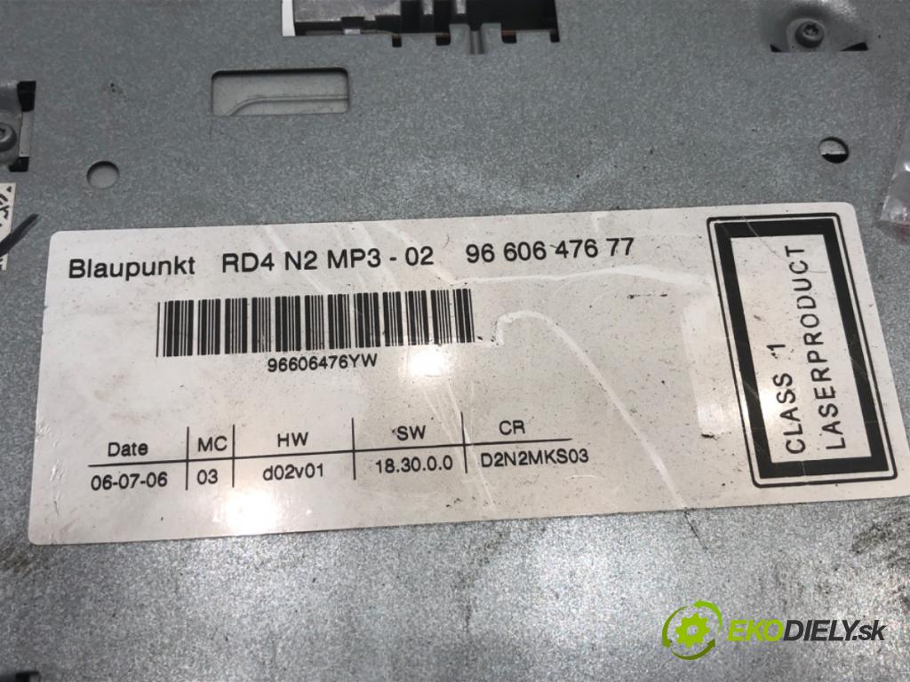 PEUGEOT 407 sedan 2004 100 kW 2.0 (6DRFNB, 6DRFNE) 1997 RADIO 9660647677 (Audio zariadenie)