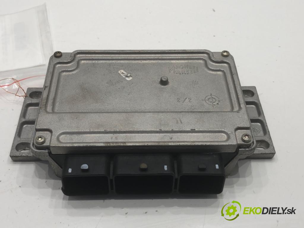 PEUGEOT 407 sedan 2004 100 kW 2.0 (6DRFNB, 6DRFNE) 1997 riadiaca jednotka Motor 9655956780 (Riadiaca jednotka)