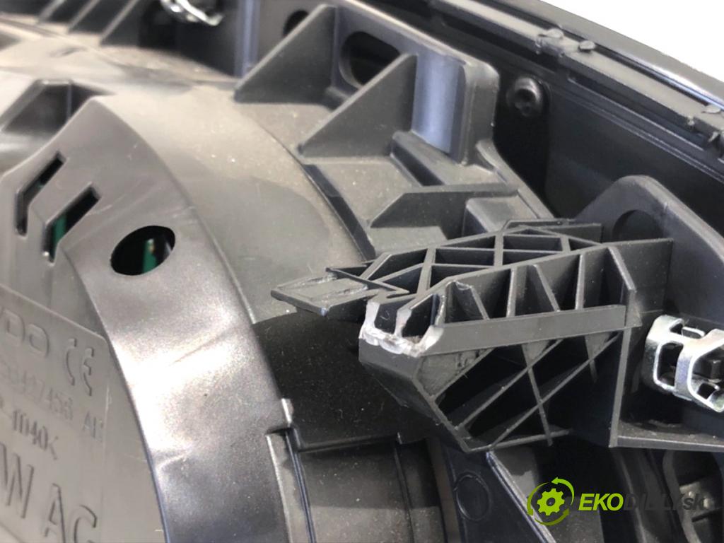 VW GOLF VII liftback 2016 81 kW 1.6 TDI 1598 Prístrojovka 5G1920741B (Prístrojová doska)