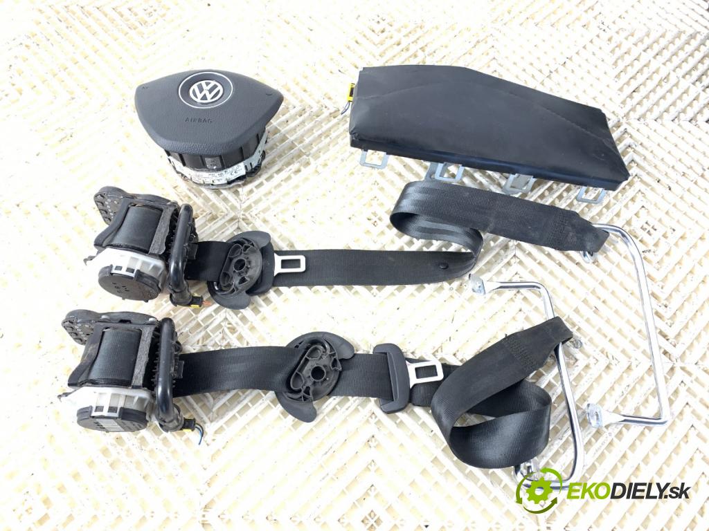 VW GOLF VII liftback 2016 81 kW 1.6 TDI 1598 Palubná doska silentbloku pasy 5G1880841G