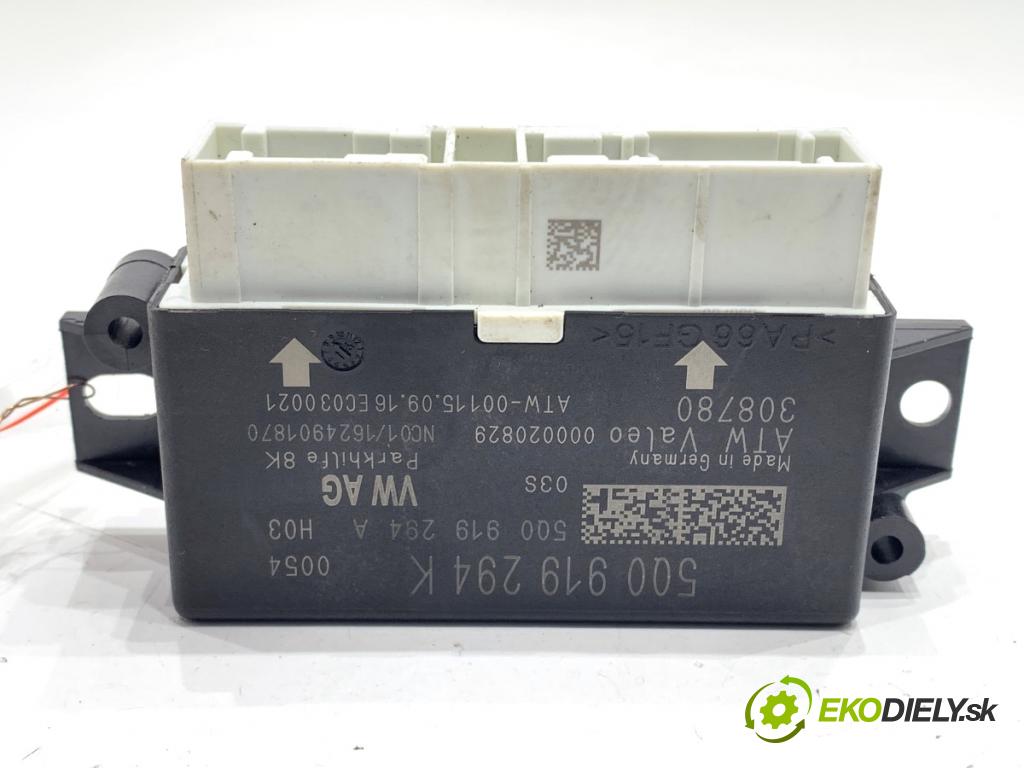 VW GOLF VII liftback 2016 81 kW 1.6 TDI 1598 modul PDC 5Q0919294K (Ostatní)