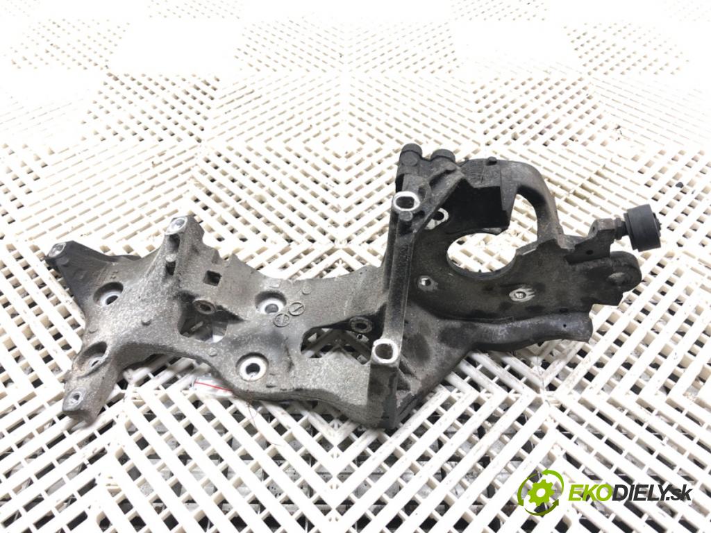 VW GOLF VII liftback 2016 81 kW 1.6 TDI 1598 Držiak alternátora 04L903143D