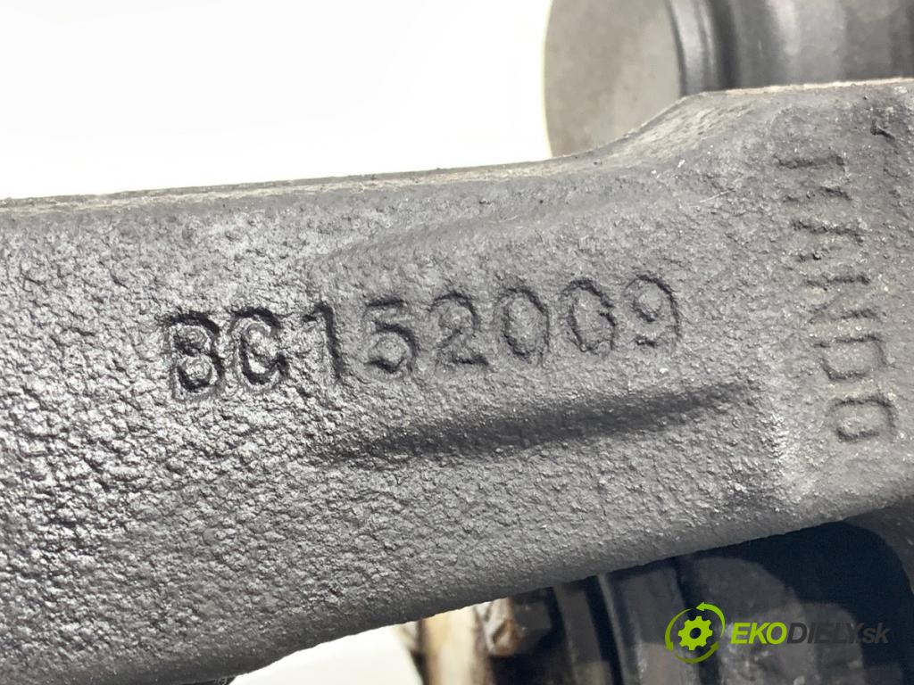 HYUNDAI i40 Kombi 2017 104 kW 1.7 CRDi 1685 Brzdič strmeň ľavy zad BC152009