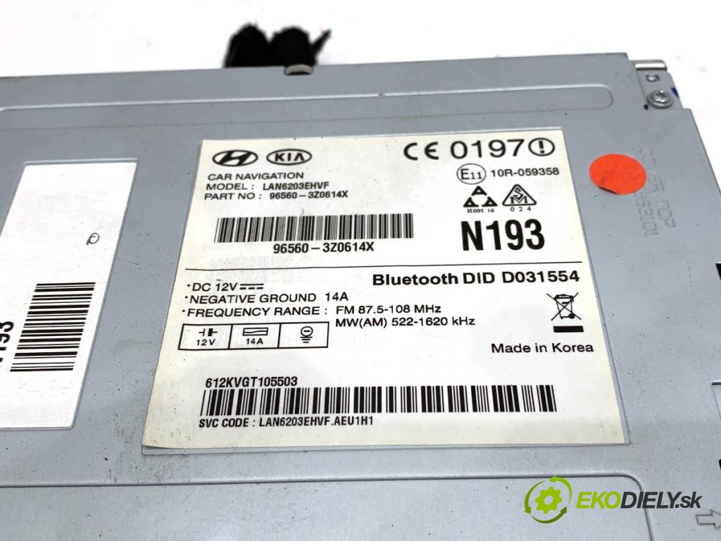 HYUNDAI i40 Kombi 2017 104 kW 1.7 CRDi 1685 RADIO 96560-3Z0614X (Audio zariadenie)