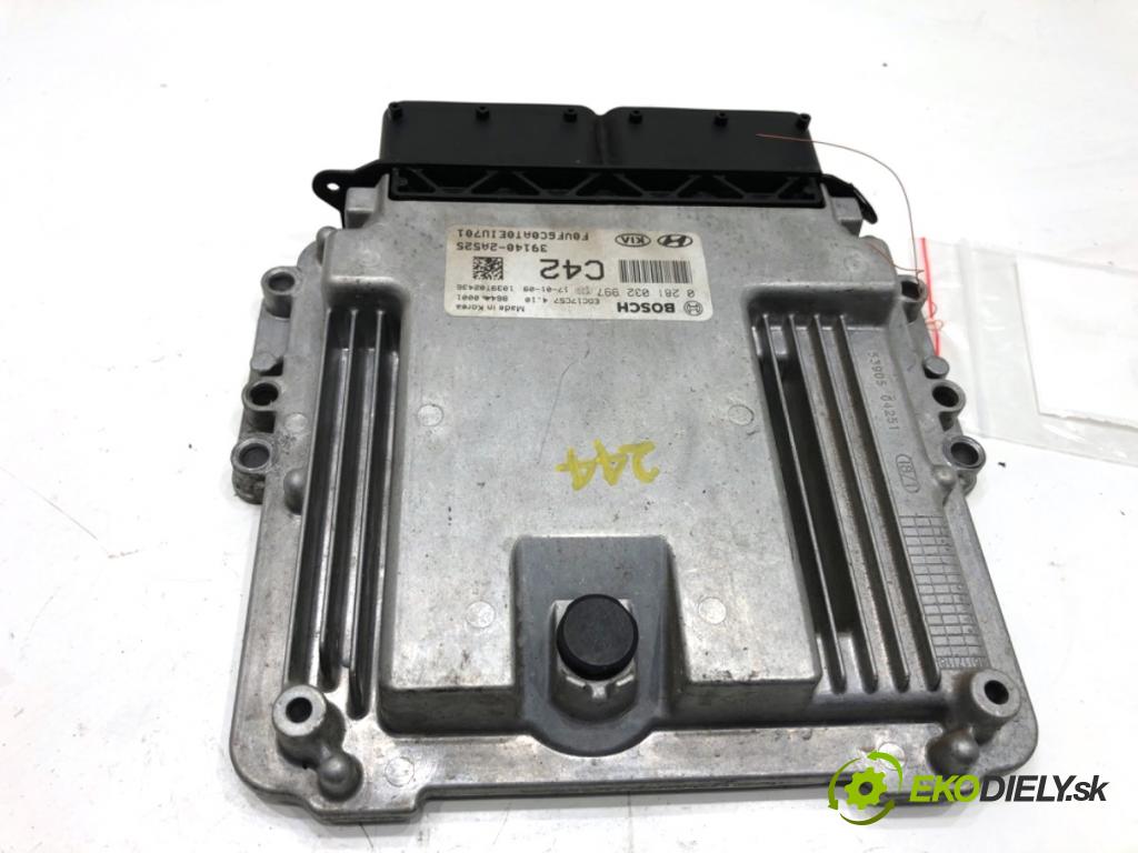 HYUNDAI i40 Kombi 2017 104 kW 1.7 CRDi 1685 riadiaca jednotka Motor 0281032997 (Riadiaca jednotka)