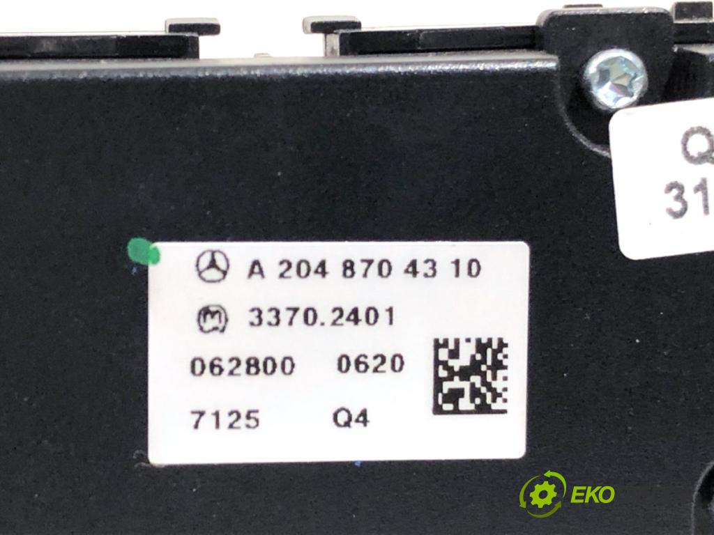 MERCEDES-BENZ W204 sedan 2007 170 kW C 280 (204.054) 2996 Prepínač ohrievania, vyhrievania sedačky A2048704310