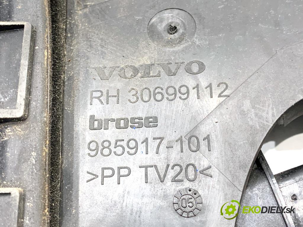 VOLVO S40 II sedan 2005 81 kW 1.6 D 1560 zámok dveře pravý zadní část 30699112