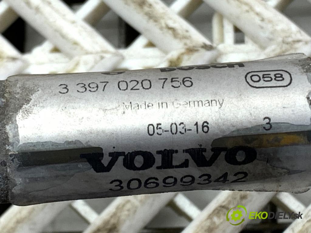 VOLVO S40 II sedan 2005 81 kW 1.6 D 1560 Mechanizmus stieračov predný 30699342 (Motorček stieračov predný)