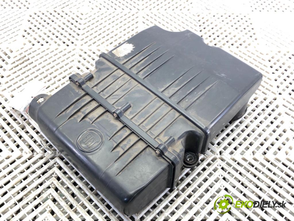 FIAT PUNTO EVO liftback 2012 51 kW 1.2 1242 obal filtra vzduchu  (Kryty filtrů)