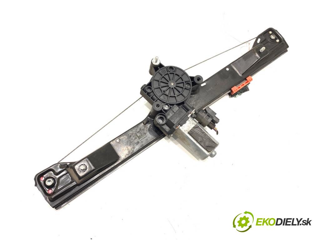 FIAT PUNTO EVO liftback 2012 51 kW 1.2 1242 mechanismus okna pravý přední část