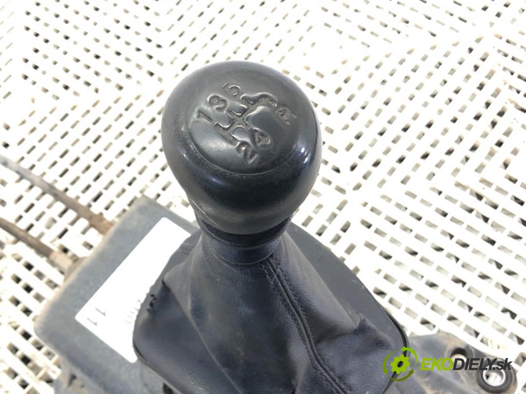 FIAT PUNTO EVO liftback 2012 51 kW 1.2 1242 Kulisa 00553467260 (Rýchlostná páka (kulisa))