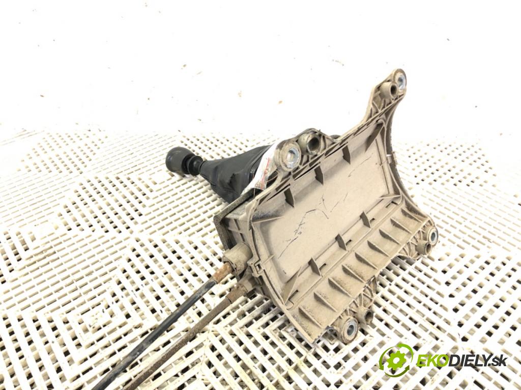 FIAT PUNTO EVO liftback 2012 51 kW 1.2 1242 Kulisa 00553467260 (Rýchlostná páka (kulisa))