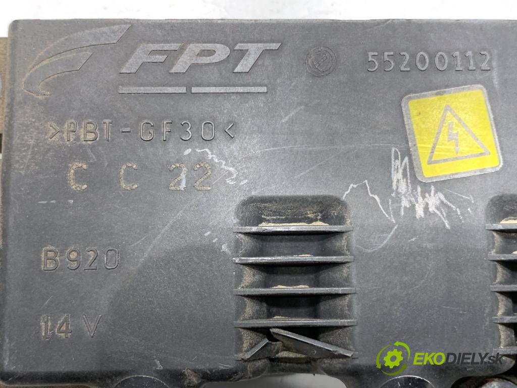 FIAT PUNTO EVO liftback 2012 51 kW 1.2 1242 Cievka zapaľovacia 55200112 (Zapaľovacia cievka)