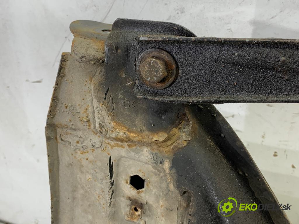 FIAT PUNTO EVO liftback 2012 51 kW 1.2 1242 Výstuha pod Motor  (Výstuhy predné)
