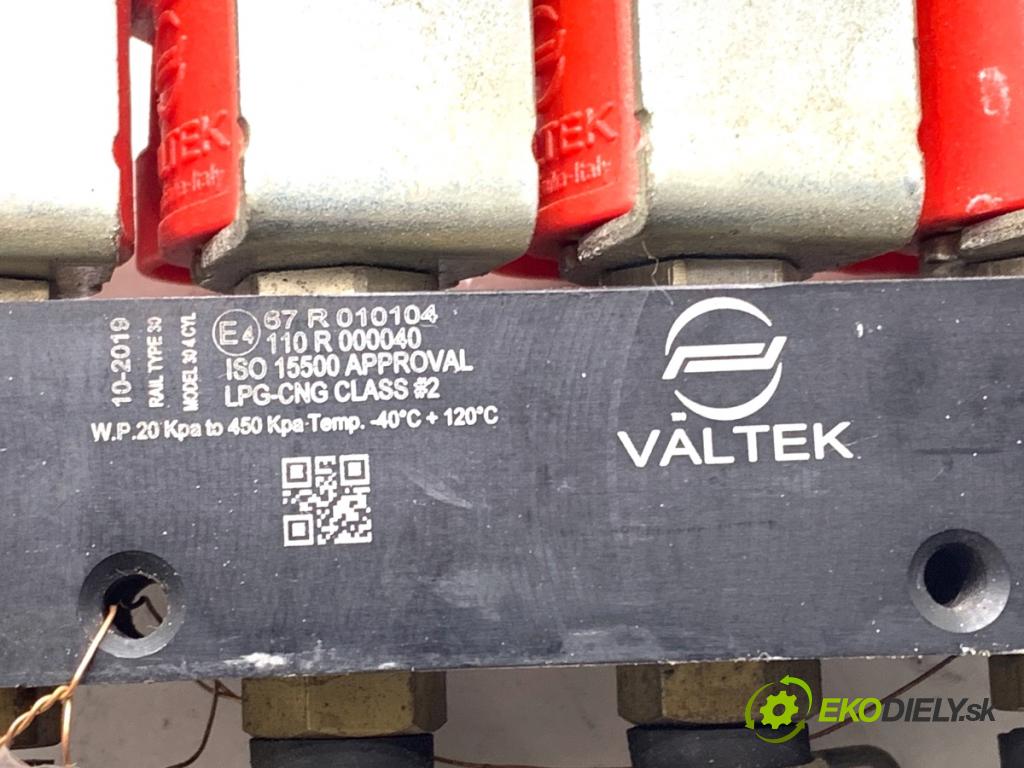 FIAT PUNTO EVO liftback 2012 51 kW 1.2 1242 vstrekovač LPG 67R010104