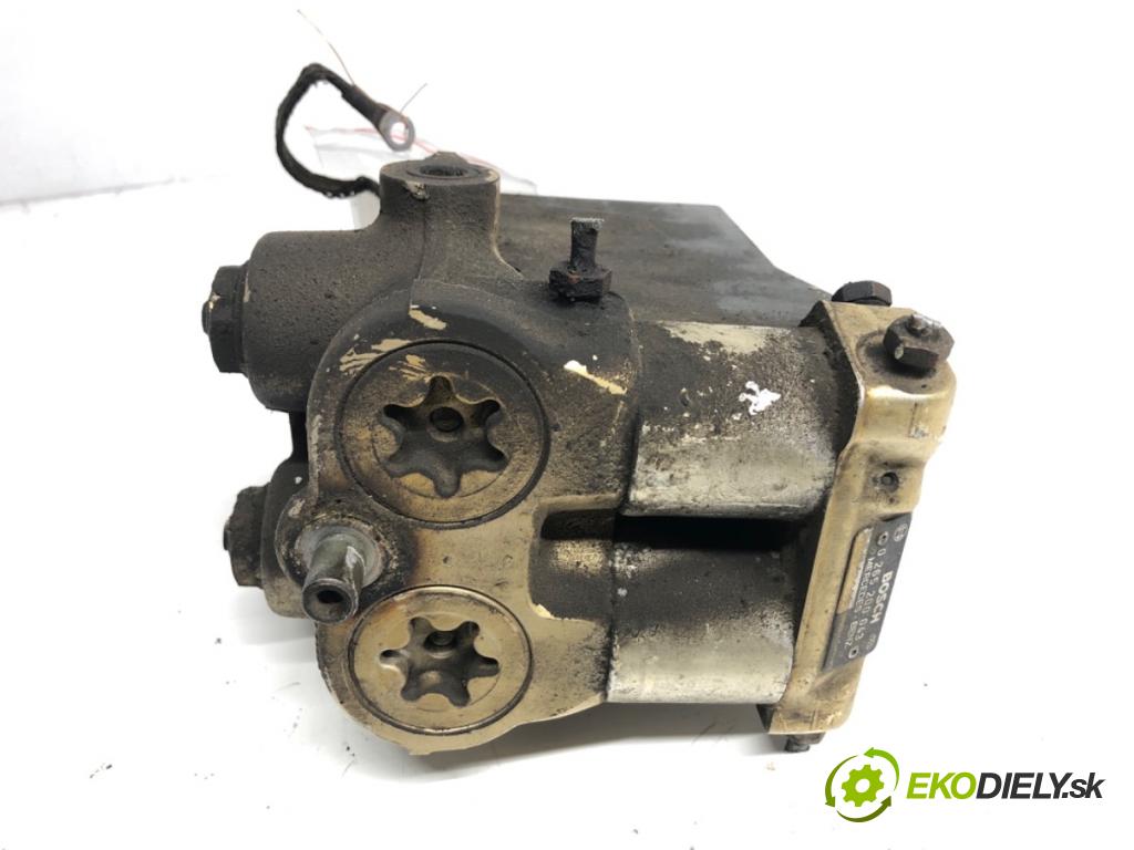 MERCEDES-BENZ W124 sedan 1992 100 kW 200 E (124.019) 1998 Pumpa ABS 0265200043 (Pumpa ABS)