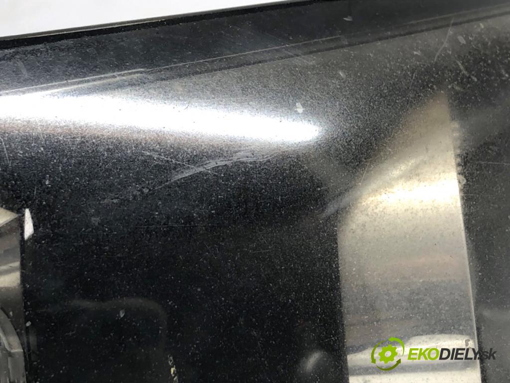 VOLVO S40 II sedan 2005 81 kW 1.6 D 1560 světlomet pravý přední část 31213185