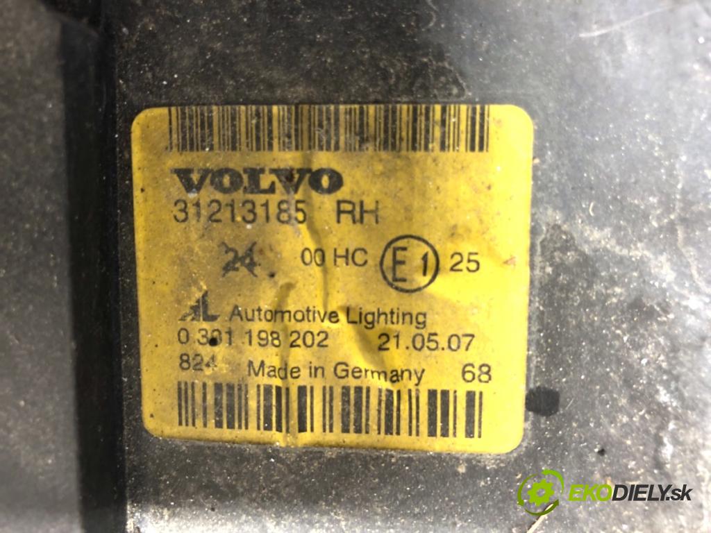 VOLVO S40 II sedan 2005 81 kW 1.6 D 1560 světlomet pravý přední část 31213185
