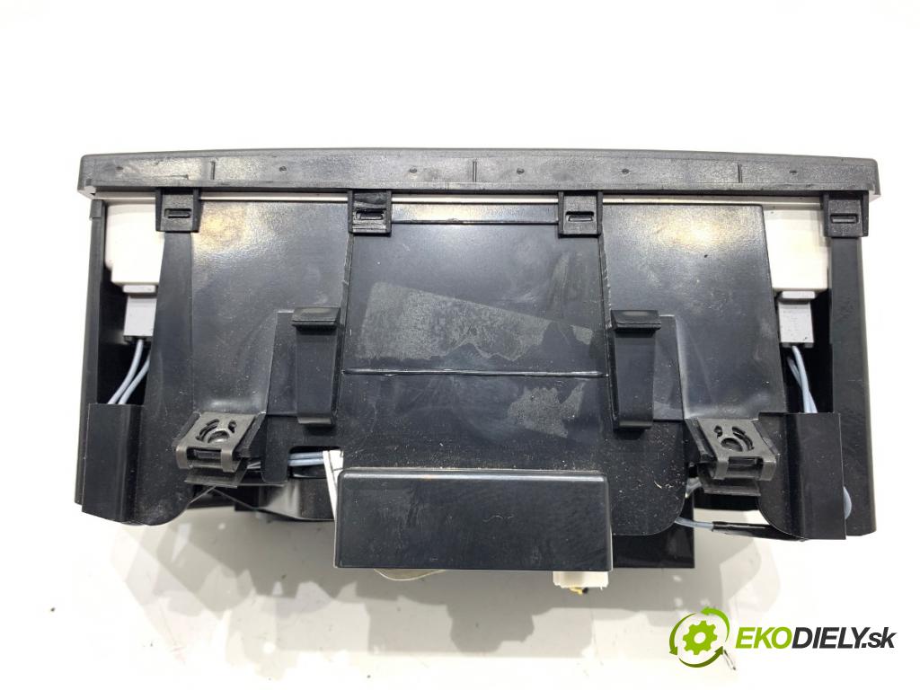 PEUGEOT BOXER II Skrzynia 2018 120 kW 2.0 BlueHDi 160 1997 Panel ovládania kúrenia  (Prepínacie páčky pod volantom)