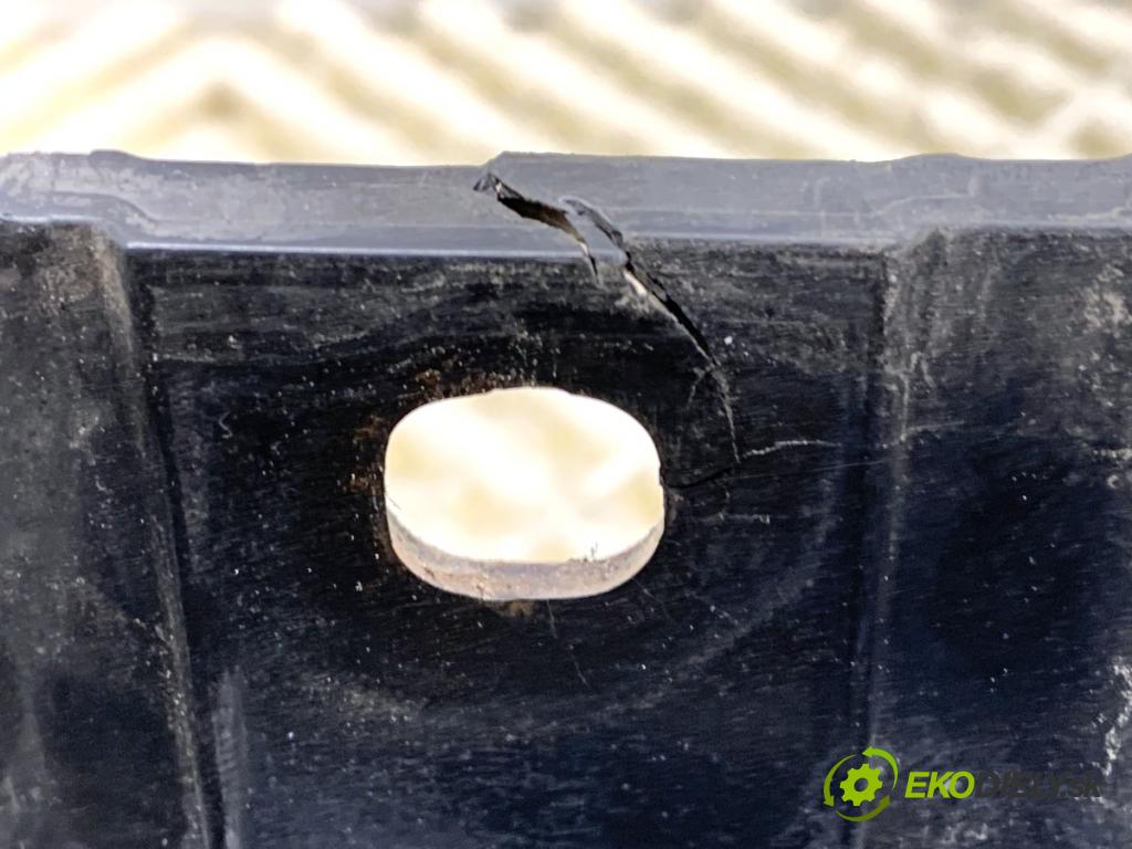 PEUGEOT BOXER II Skrzynia 2018 120 kW 2.0 BlueHDi 160 1997 mřížka maska  (Mřížky (masky) chladičů)