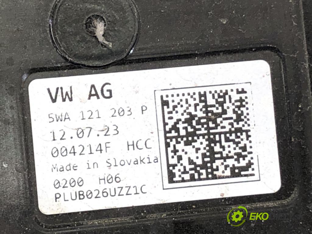 CUPRA ATECA  2023 110 kW 1.5 TSI 1498 ventilátor chladiče 5WA121203P (Ventilátory)