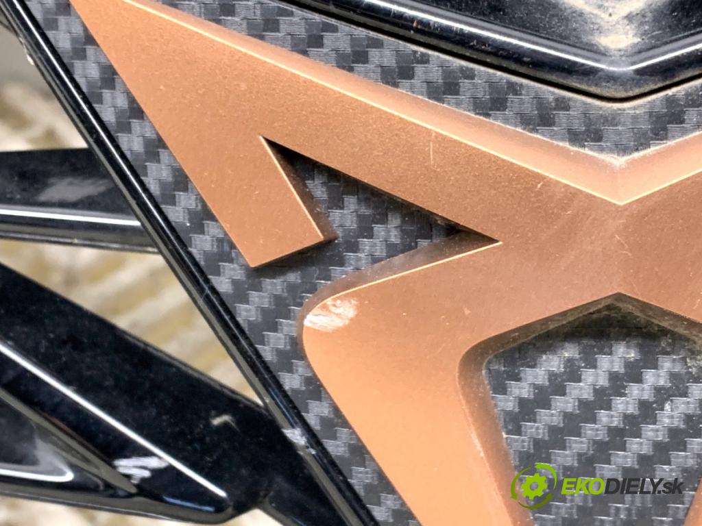 CUPRA ATECA  2023 110 kW 1.5 TSI 1498 Mriežka maska  (Mriežka predná (maska chladiča))