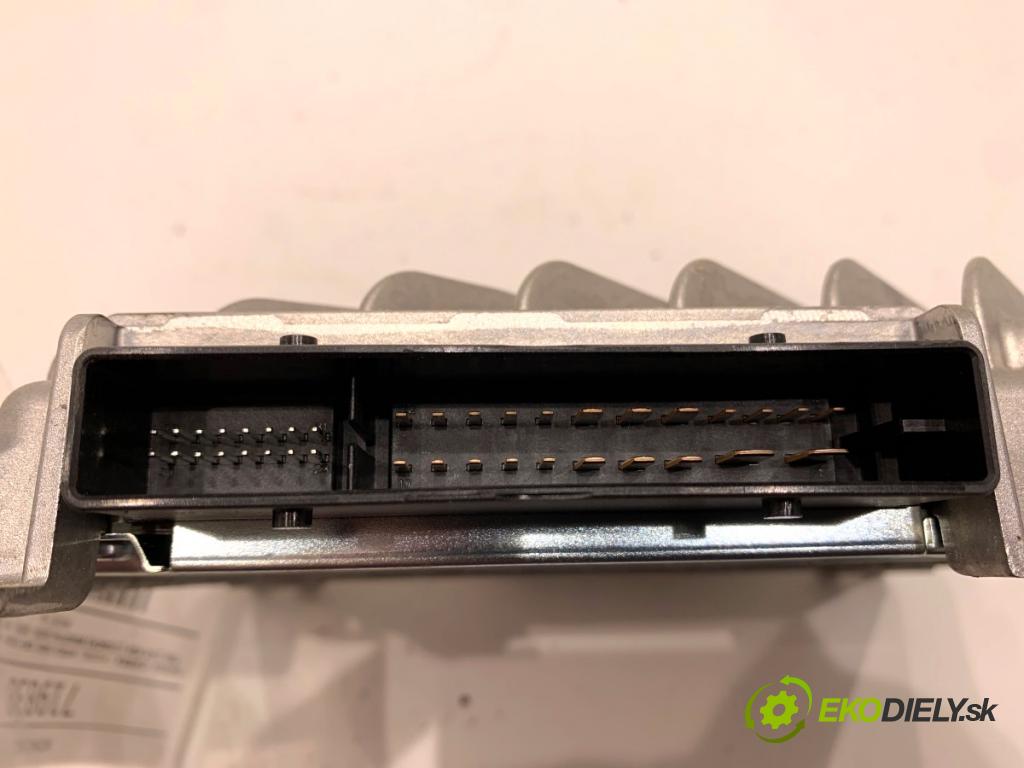 CUPRA ATECA  2023 110 kW 1.5 TSI 1498 Zosilňovač 5H0035456 (Zosilňovač)