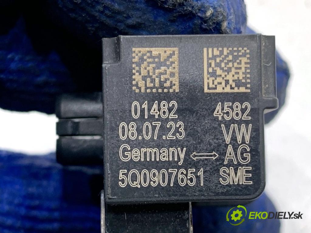 CUPRA ATECA  2023 110 kW 1.5 TSI 1498 Snímač nárazu 5Q0907651 (Snímač nárazu)