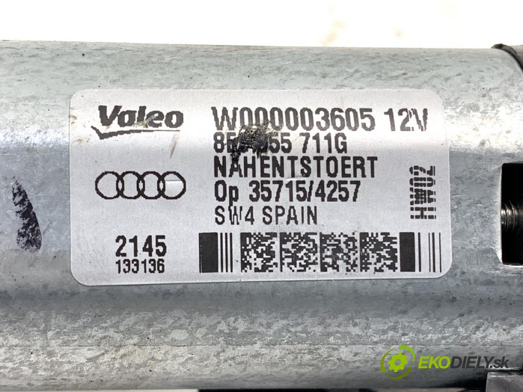 AUDI Q7 4L SUV 2015 200 kW 3.0 TFSI quattro 2995 motor stěračů zadní část 8E9955711G