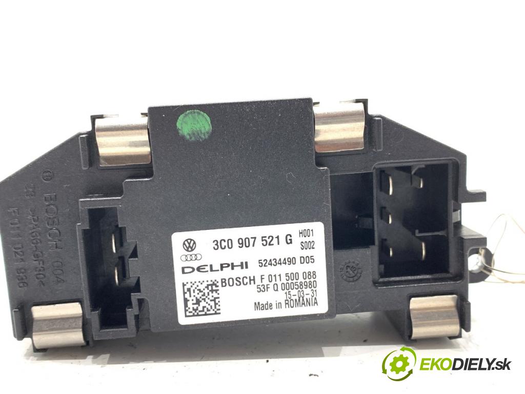 AUDI Q7 4L SUV 2015 200 kW 3.0 TFSI quattro 2995 odpor rezistor topení vzduchu 3C0907521G (Odpory topení)