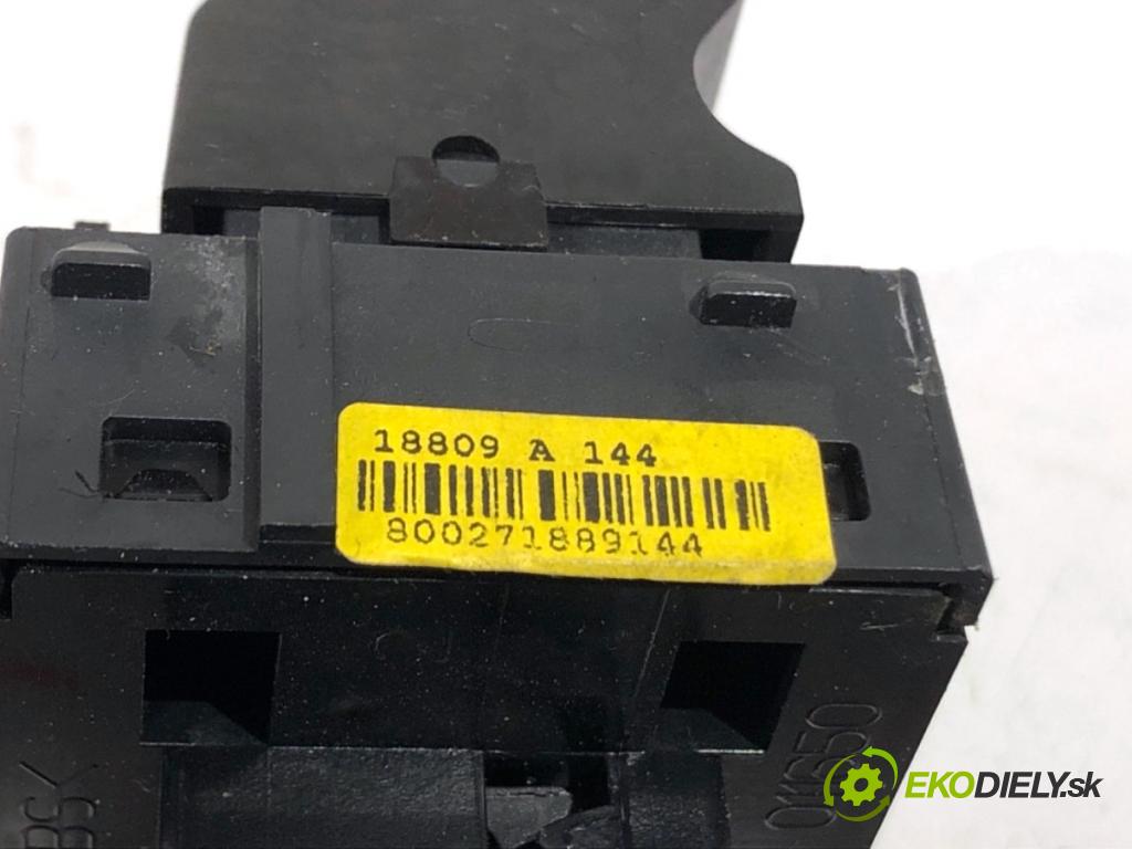 FIAT BRAVO II liftback 2009 88 kW 1.4 T-Jet (198AXG1B) 1368 Prepínač okien  (Prepínacie páčky pod volantom)