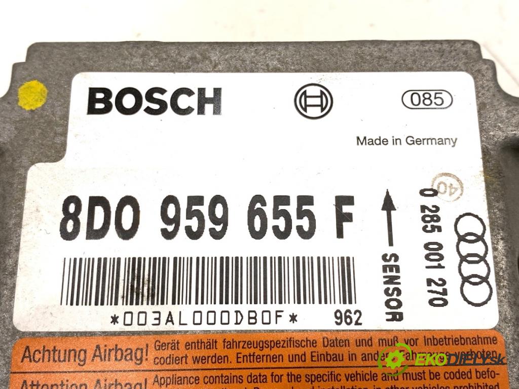 AUDI A4 B5 sedan 1999 74 kW 1.6 1595 senzor airbag 8D0959655F (Snímač)