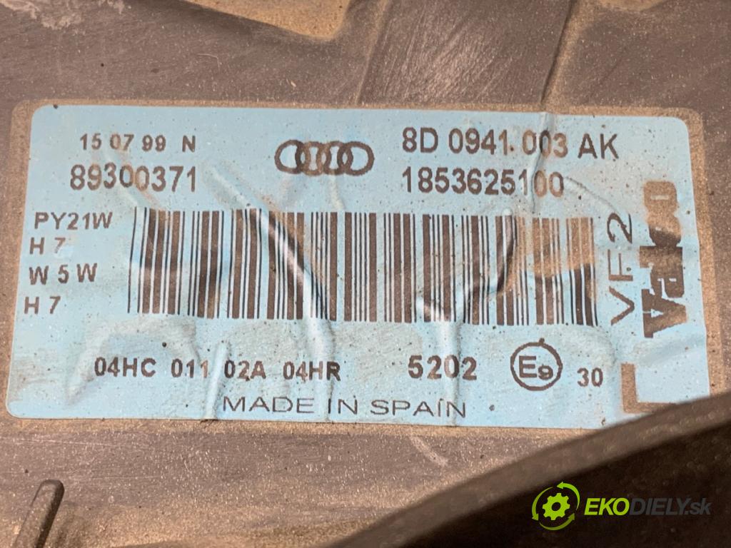 AUDI A4 B5 sedan 1999 74 kW 1.6 1595 světlomet levý přední část 8D0941003AK