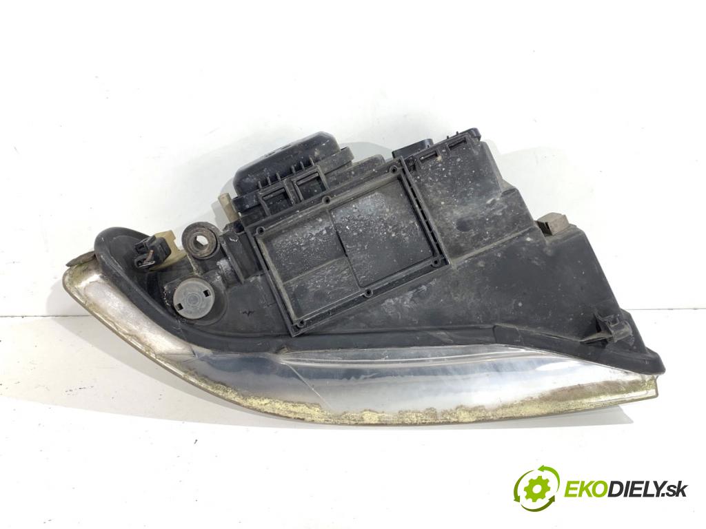 AUDI A4 B5 sedan 1999 74 kW 1.6 1595 Svetlomet ľavy predný 8D0941003AK