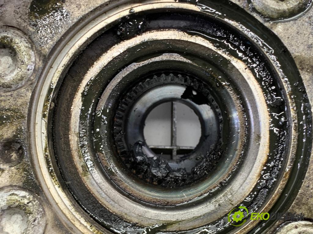 AUDI Q7 4M SUV 2015 200 kW 3.0 TDI quattro 2967 náboj ľavy predný 4M0407559
