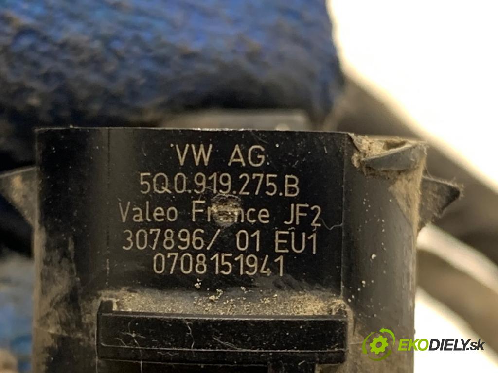 AUDI Q7 4M SUV 2015 200 kW 3.0 TDI quattro 2967 Káblovačka PDC zad 5Q0919275B 4M0971104AP