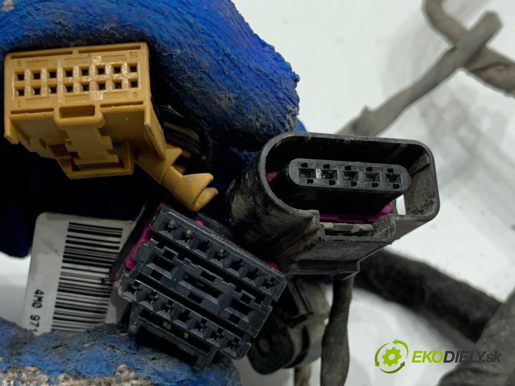 AUDI Q7 4M SUV 2015 200 kW 3.0 TDI quattro 2967 Káblovačka PDC zad 5Q0919275B 4M0971104AP