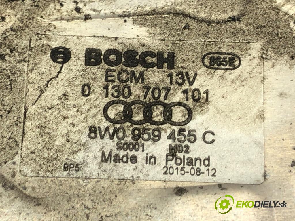 AUDI Q7 4M SUV 2015 200 kW 3.0 TDI quattro 2967 ventilátor chladiče 8W0959455C (Ventilátory)