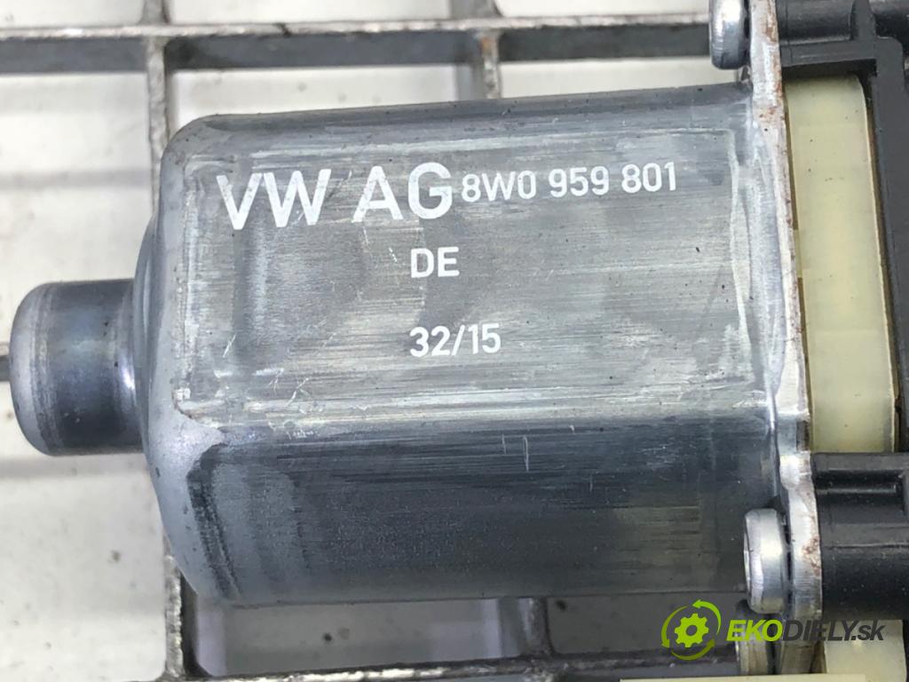 AUDI Q7 4M SUV 2015 200 kW 3.0 TDI quattro 2967 mechanismus okna pravý přední část 4M0837462A