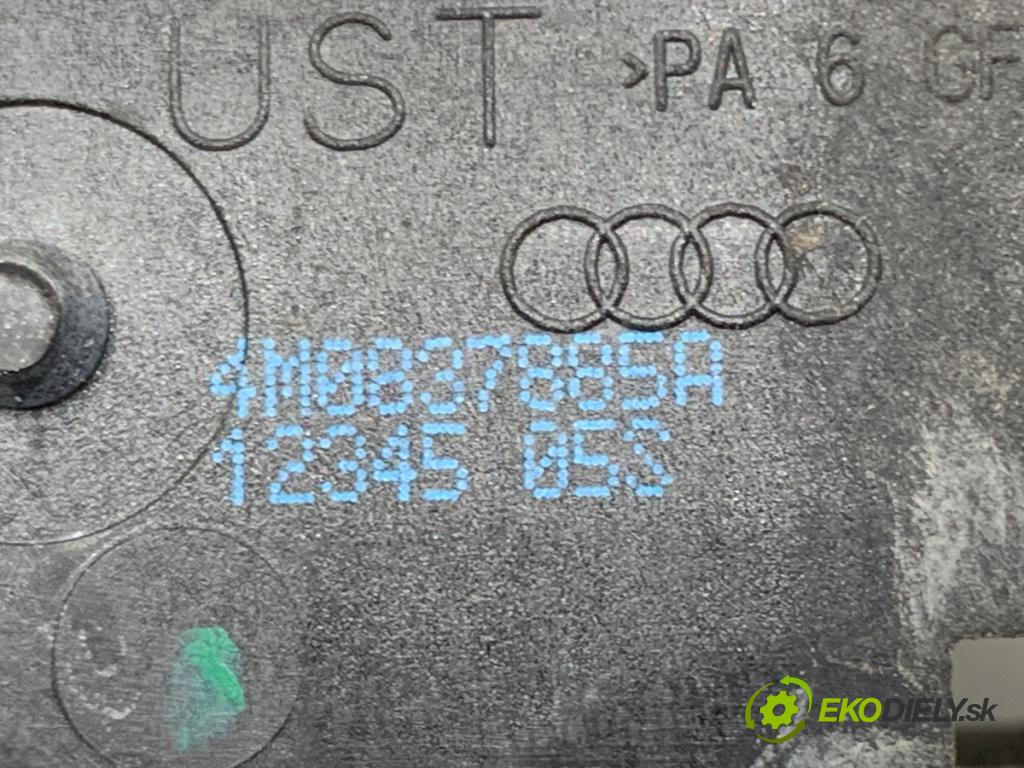 AUDI Q7 4M SUV 2015 200 kW 3.0 TDI quattro 2967 Kľučka vonkajšia ľavy zad 4M0837885A